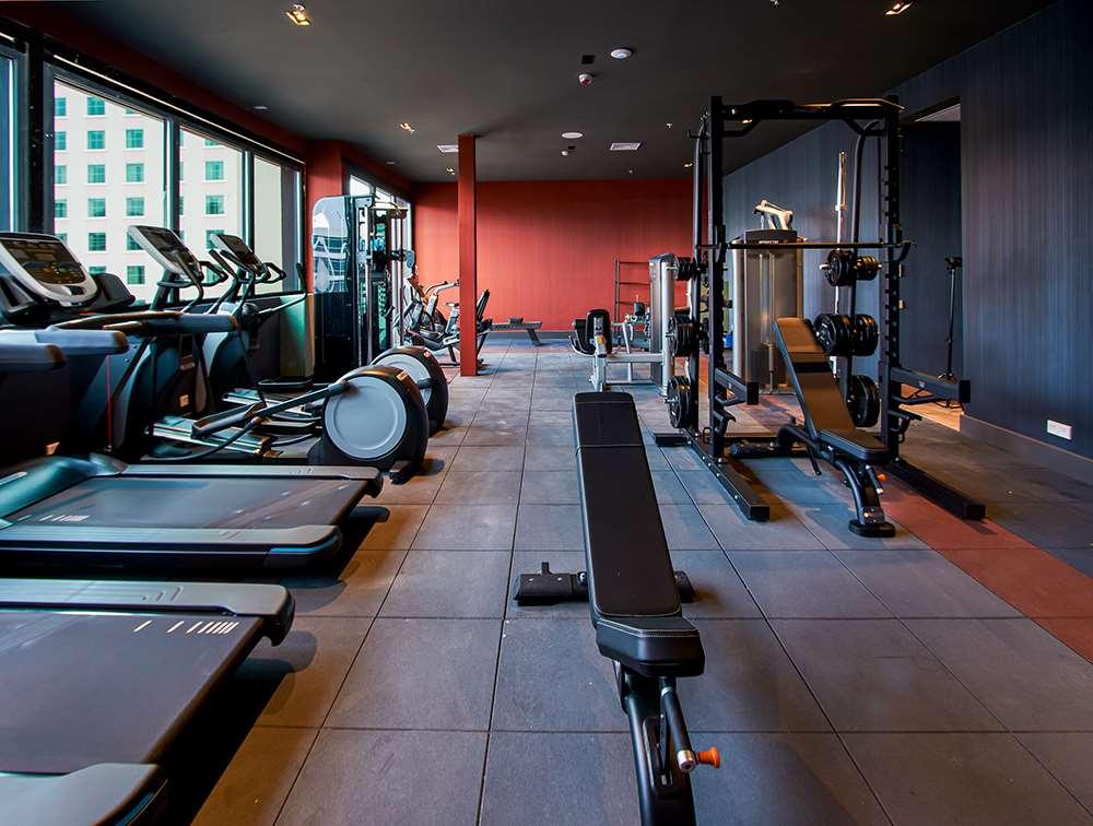 Gran Evenia Panama Hotel Ανέσεις φωτογραφία The gym at the 100 East 53rd Street building